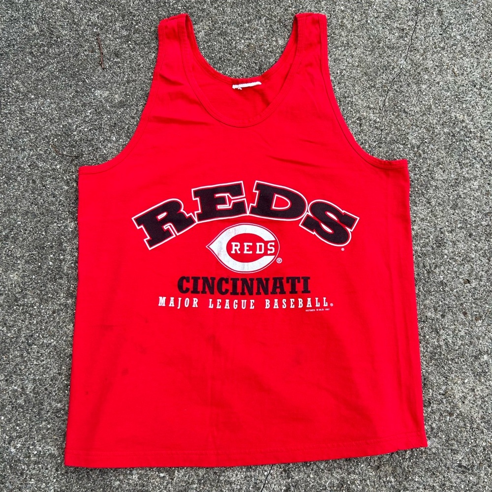 Vintage 1997 Cinci Reds Tank Top